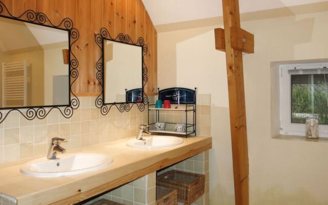 GiTE DE LEPINE (CBP600)