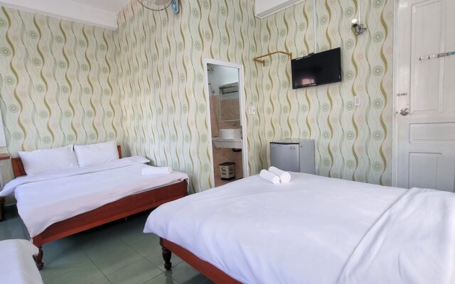 Glory - Gia Huy Hotel