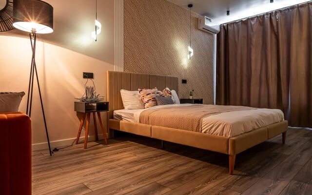 RentFlat on 15/2 Rossiyskiy Avenue