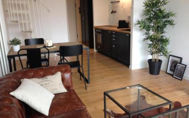 Galatea Halldis Apartment