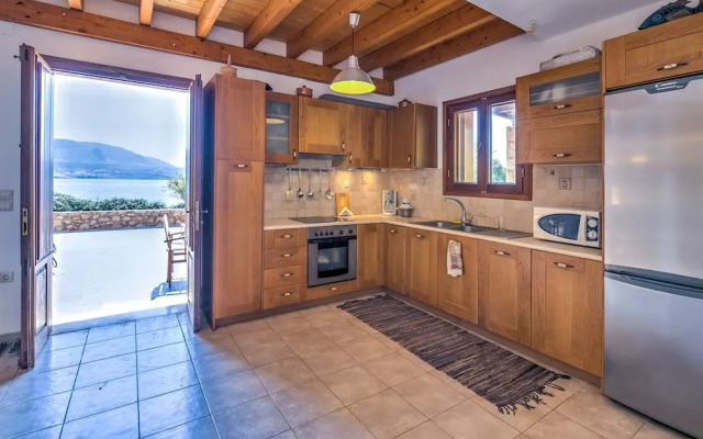 Sea Front Stone Villa Near Monemvasia