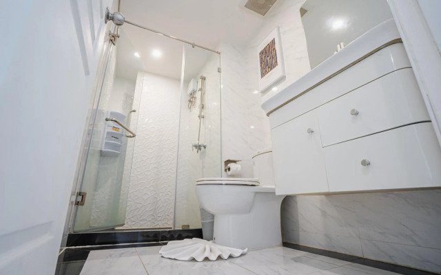 Ht9 Hotel