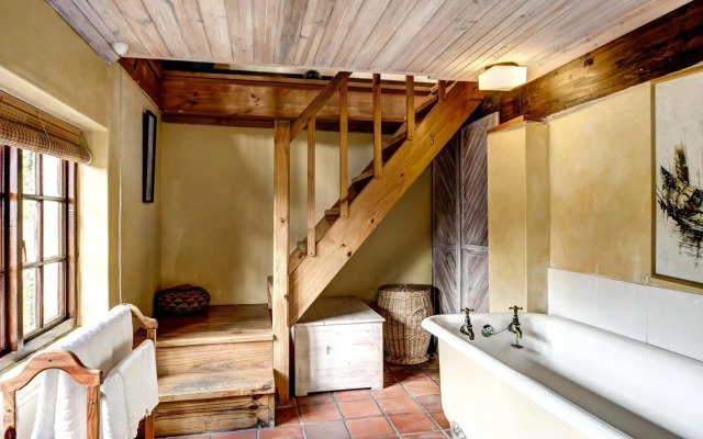 4 Wild Rose Country Lodge