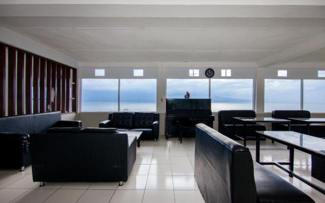 OYO 1677 Gapura Hotel