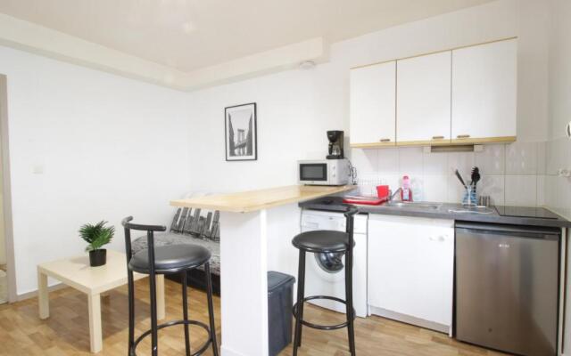 Tramway 12 RDC JAURES Cosy proche gare