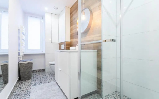 Flamingo Beach - Hampton Apartments