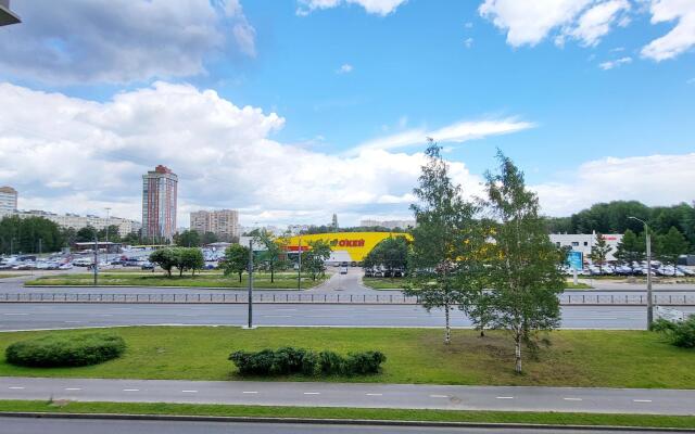 Apartments on Bolshevikov Avenue
