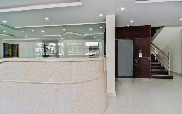 Treebo Trend Blu Orchid