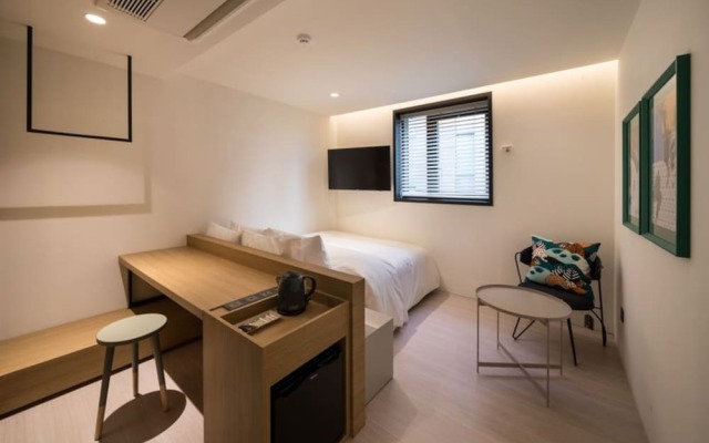 No 25 Signature Centum