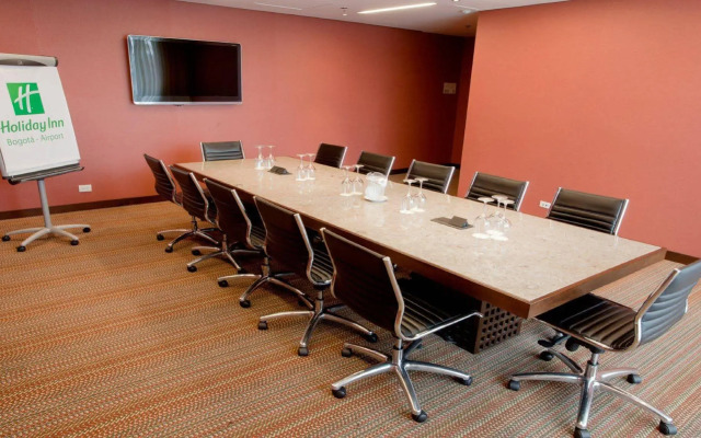 Holiday Inn Bogota Airport by IHG