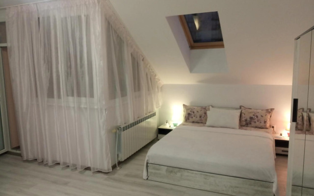 Iglika 2 Snowy Night V 31