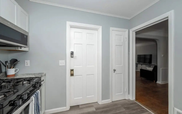 Kenwood Keys Suites for 12!