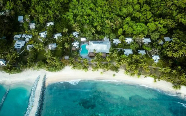 Super 8-Airport Downtown