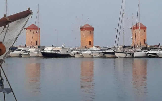 Iatridis Studios Faliraki
