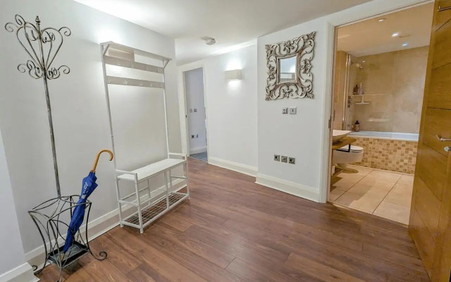 Merchants Place Apartment