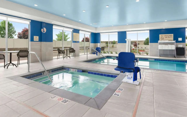 Hampton Inn by Hilton Bellingham Airport