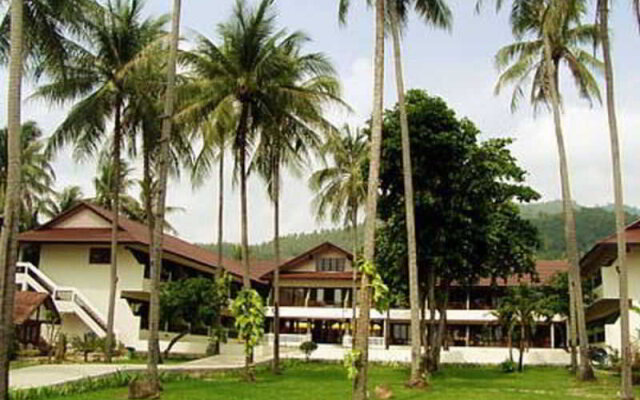 Golden Sand Beach Resort