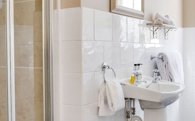 Harwood House B&B