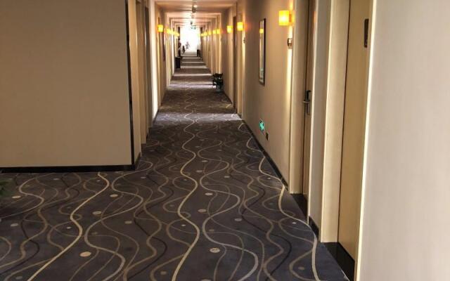 7 Days Premium·Nanchang Liantang Yingbin Avenue Xiaolan Industrial Park