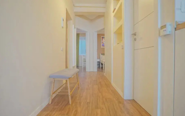 CN2i Luxury Accommodation MC