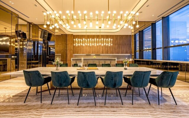 The Rixx Lavish Apartment