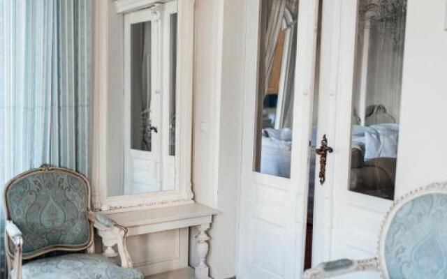 Suites La Bella