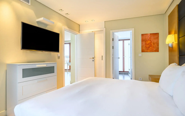 B-aparthotel Grand Place