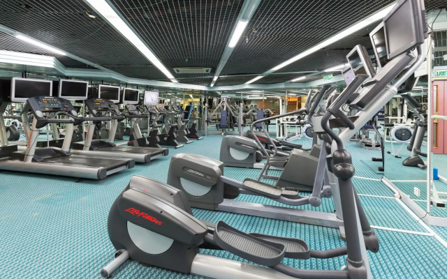 Regal Riverside Hotel