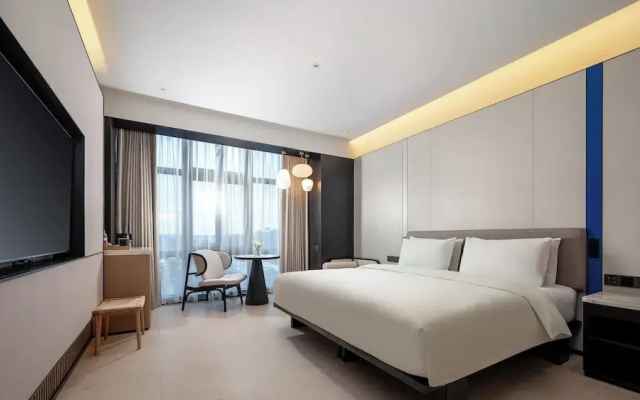 Holiday Inn Express Guangzhou Baiyun Airport T2 by IHG