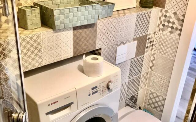 Апартаменты на проспекте Английский 24К