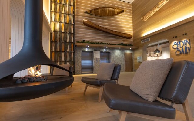 Hotel Canoe and Suites