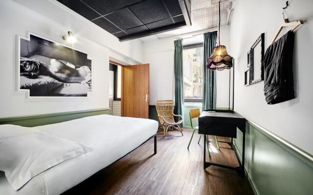 Hostel Generator Rome