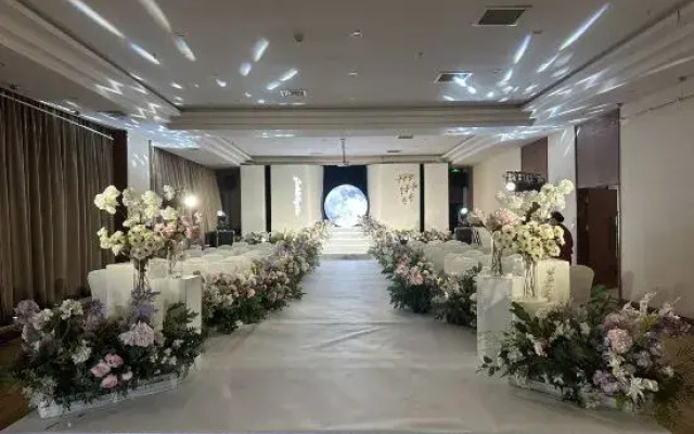Jining INZONE GARLAND SELECTION Hotel (Nanchi Park Railway Station)