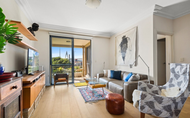 Elegant Stay in Balmain With Pool Access – Guest Rooms – Sydney