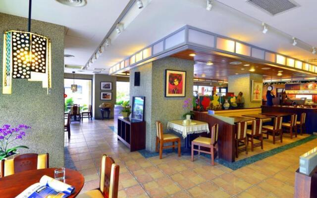Apollo Hotel