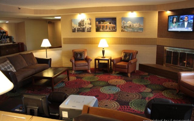 Holiday Inn Express Milwaukee-West Medical Center, an IHG Hotel