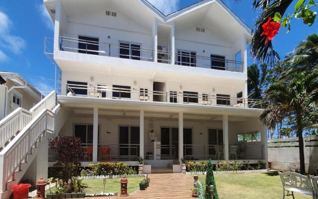 Clubboracay Apartelle