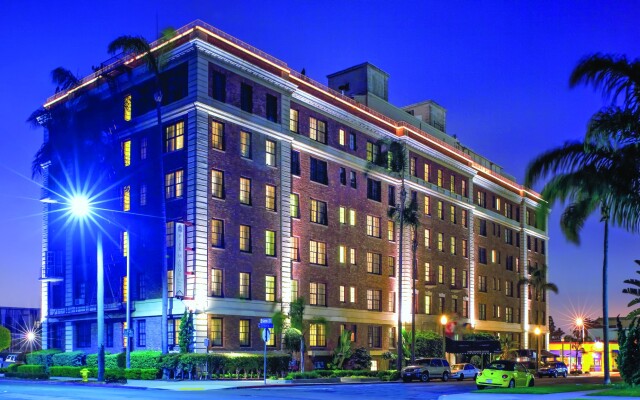 Inn At The Park