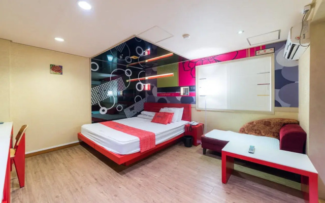 U Hotel