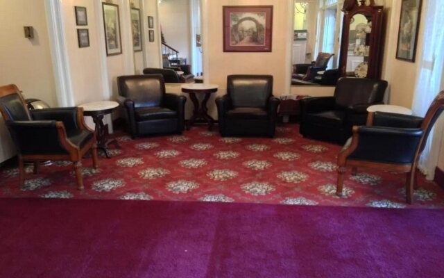 Windsor Park Hotel