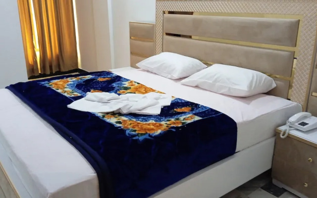Hotel Flower of Capital