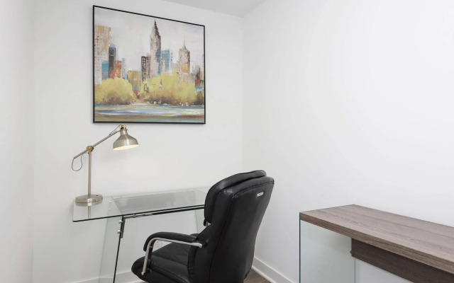 Diamond Vacation Homes - Eaton Centre