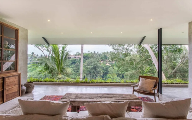 Exceptional 2 BR Suites in Ubud Hidden Gem