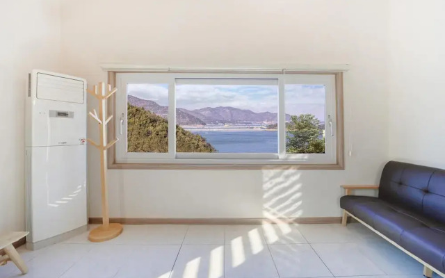 Yeosu Healling Spa Pension