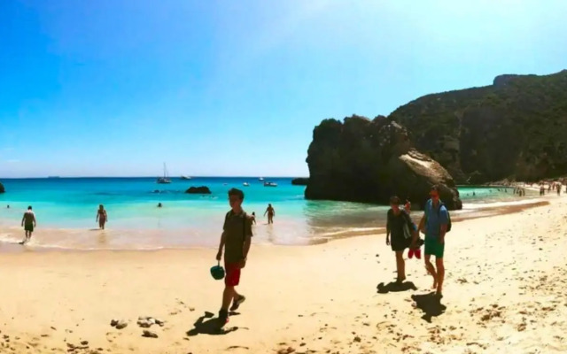 Oceanview Duplex shared Pool & Beach Sesimbra