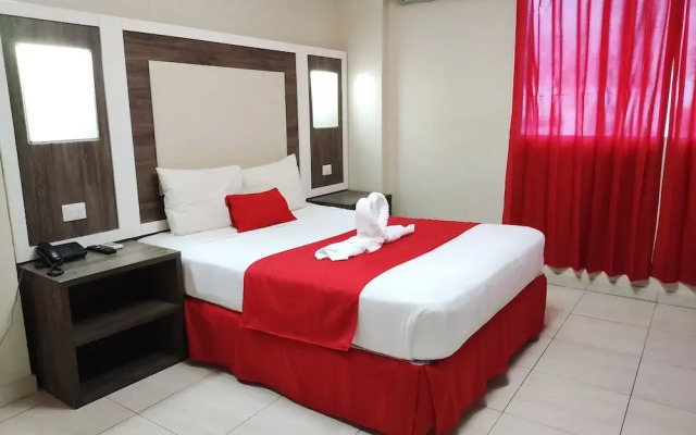 Hotel Bahia Suites