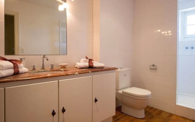 Domaine De Cantalauze