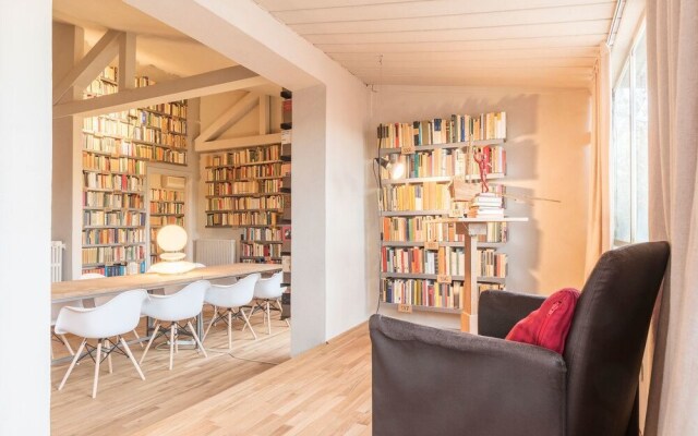 Unique Stylish Flat up to 6 Guests Near Vatican