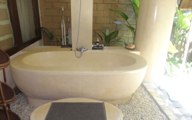 Puri Cantik Bungalow