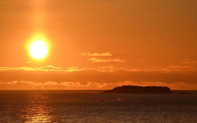 Midnattsol Rom Og Hytter